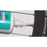 FINISH LINE FiberLink Tubeless Sealant: Pro Latex  8oz/240ml - dávkovač