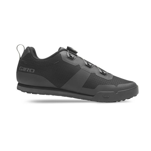 GIRO Tracker Black 42